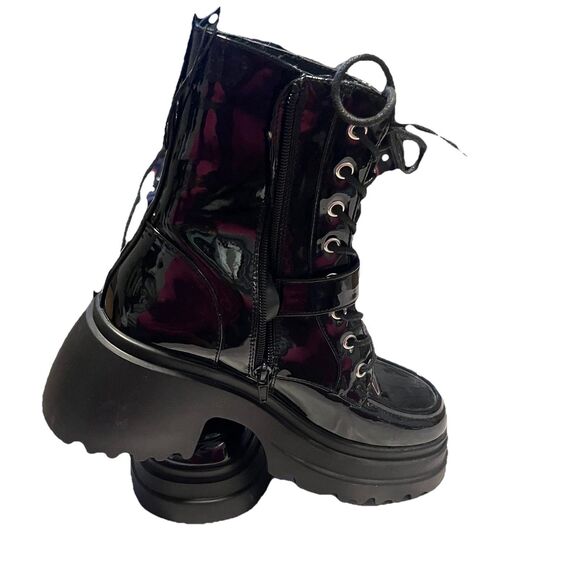 Forever 21 Black Patent Combat Boots Chunky Platform Lug Sole Lace Up Zip Size 8 - Picture 2 of 11